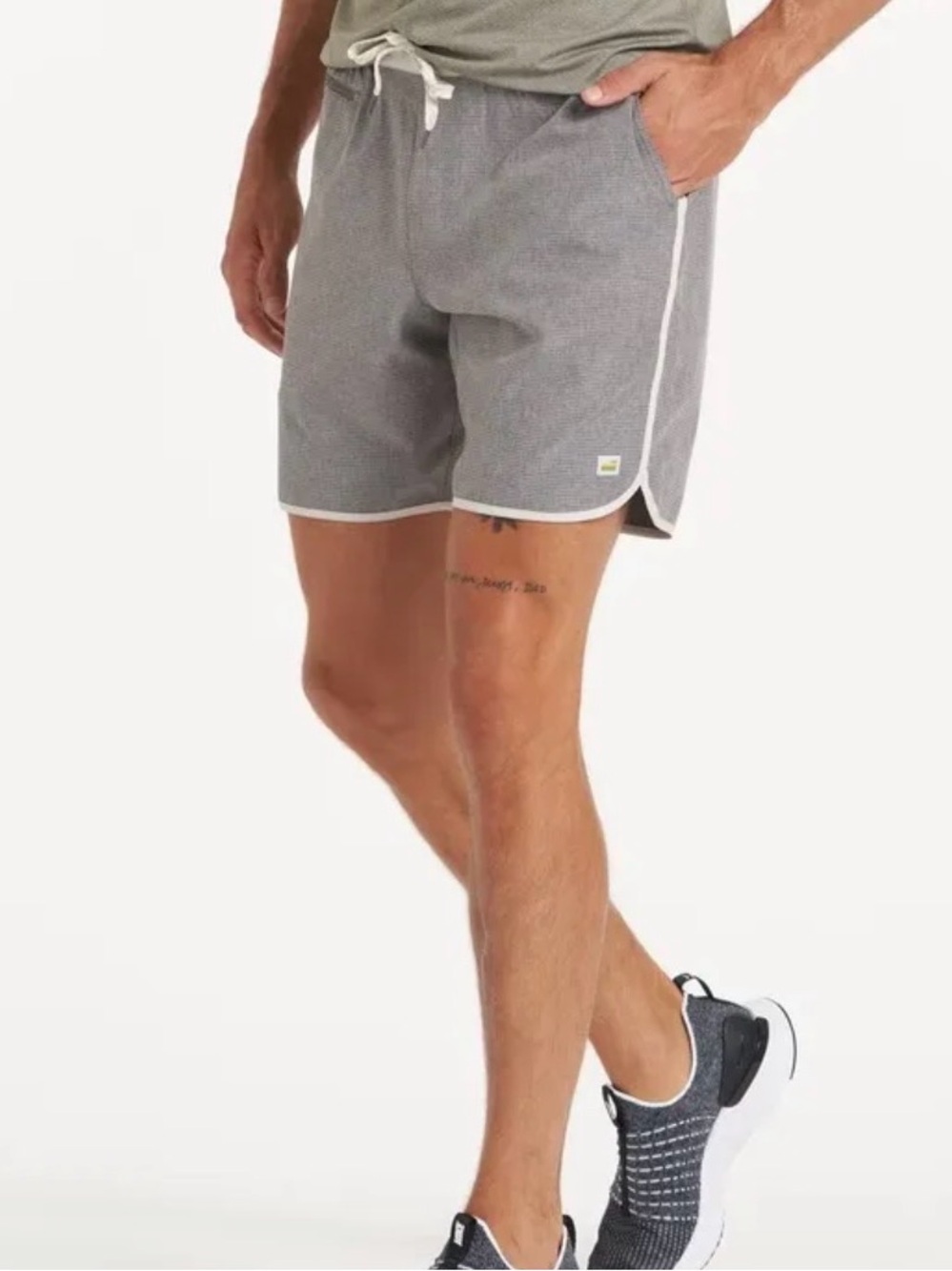 Vuori Men’s Banks 5” Swim short